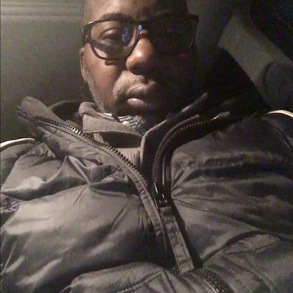 Meet your Posher, Jermaine - Picture 1 of 1